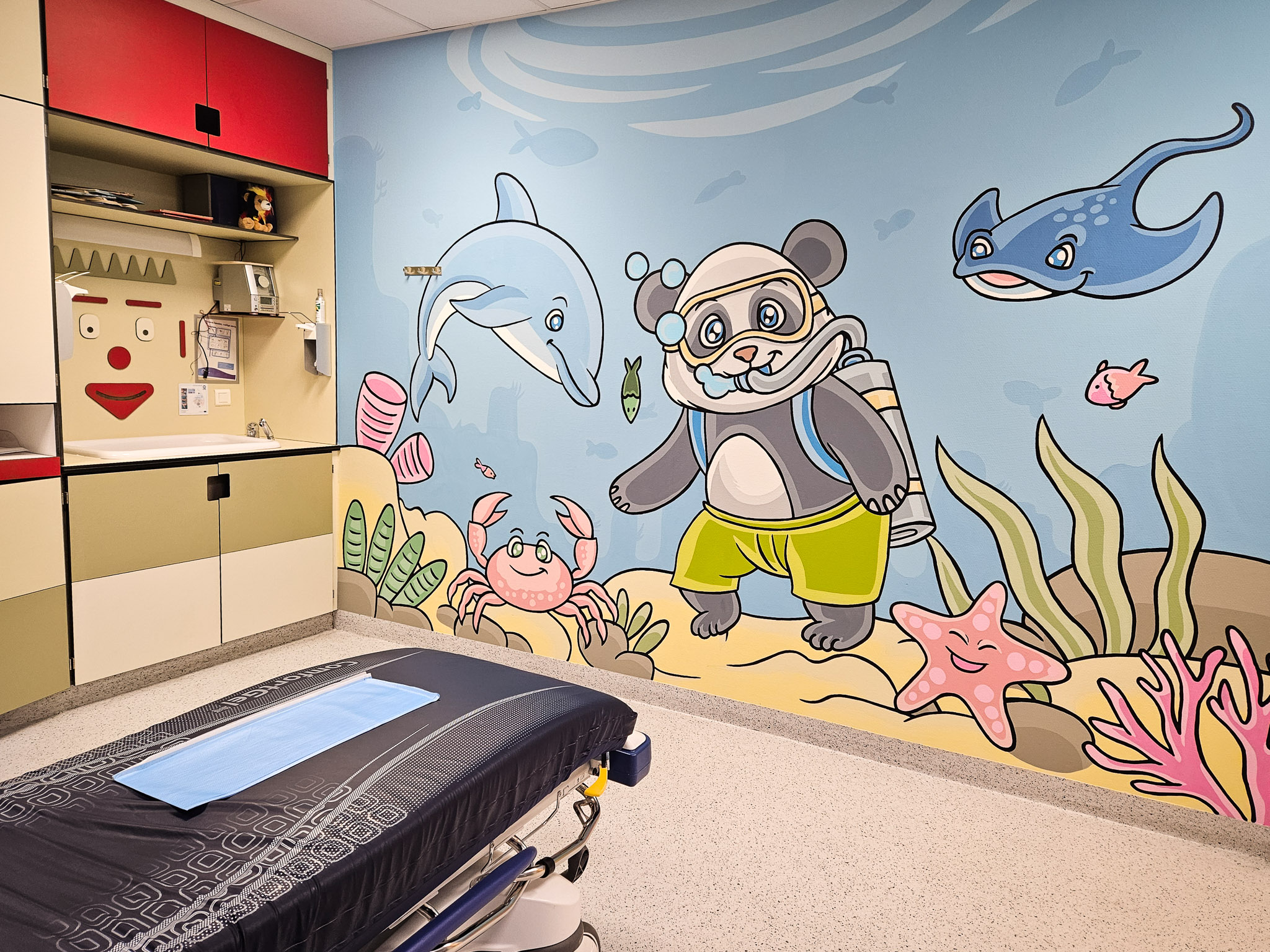 Muurschilderingen kinderbox spoed AZ Voorkempen dankzij Jan Vertonghen Foundation