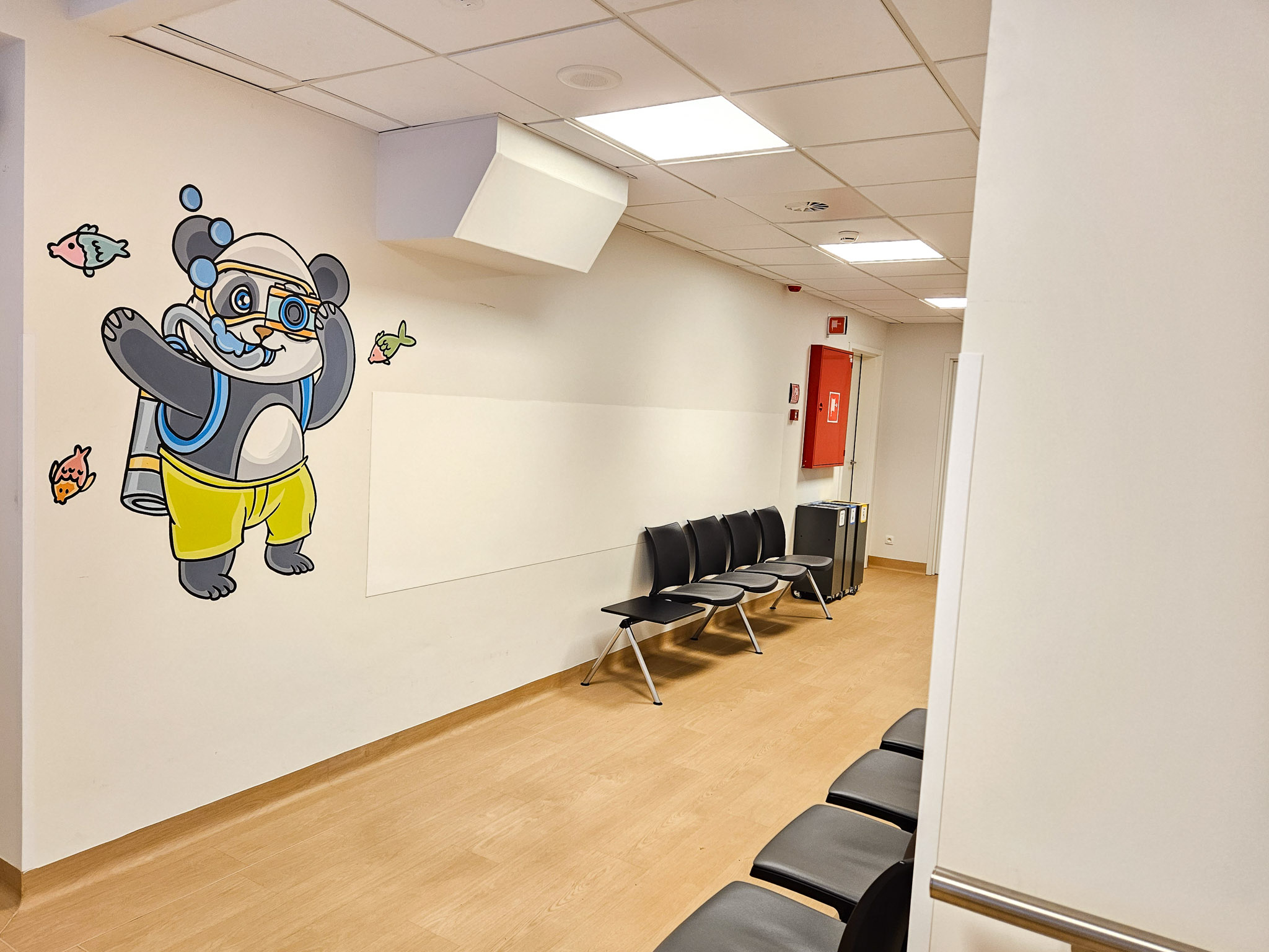 Muurschildering wachtzaal spoed AZ Voorkempen dankzij Jan Vertonghen Foundation